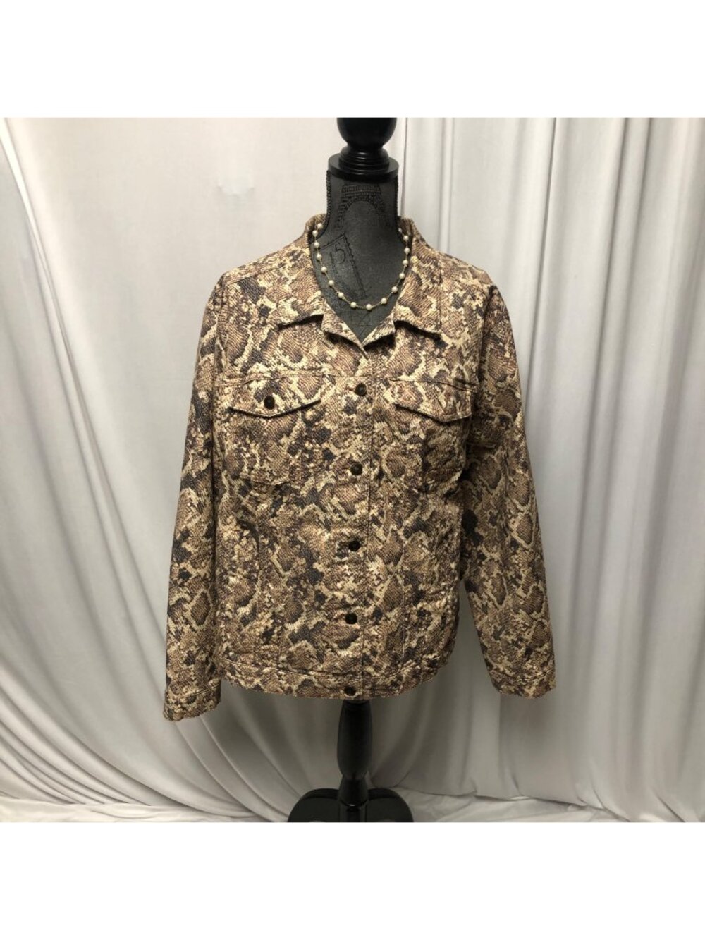 Denim 24/7 Jacket Womens Size 26W Reptile Print Trucker Style Button Up Casual